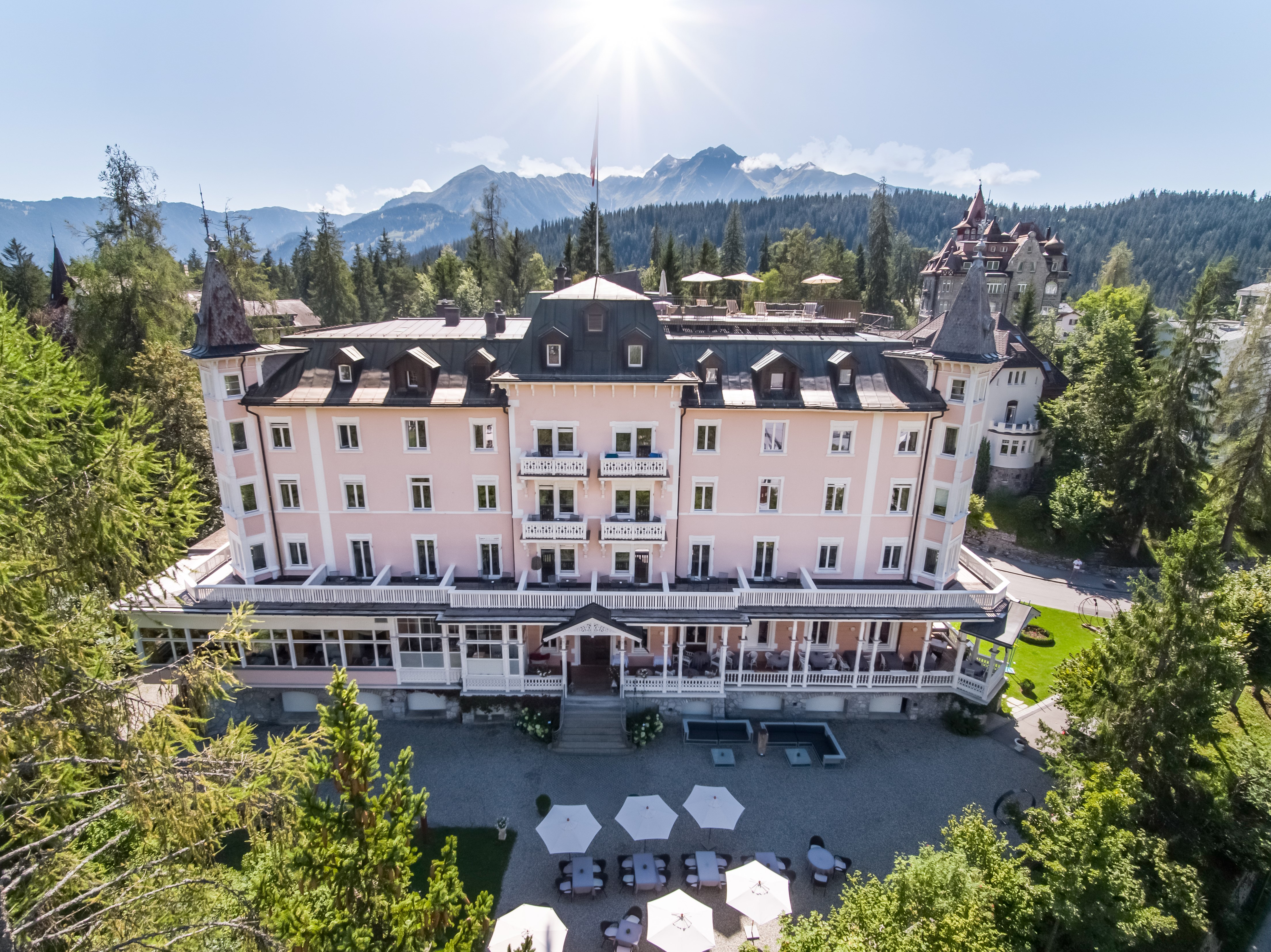 Romantik Hotel Schweizerhof, Flims Waldhaus
